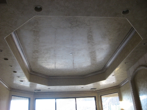 Example of an interior paint job on a ceiling with marble effect